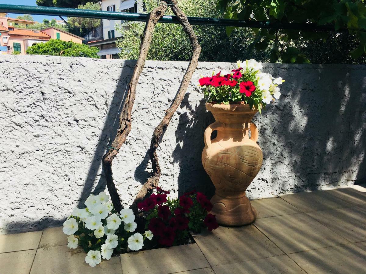 Il Giardino Segreto Hotel Tellaro Bagian luar foto